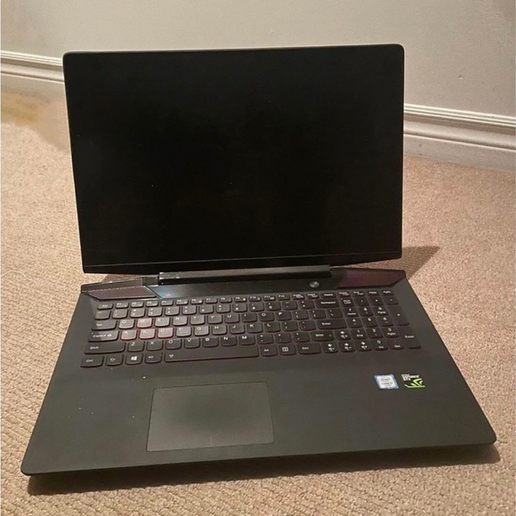 2017 Lenovo Ideapad Y700 17.3" Full HD windows 10 - Picture 2 of 2